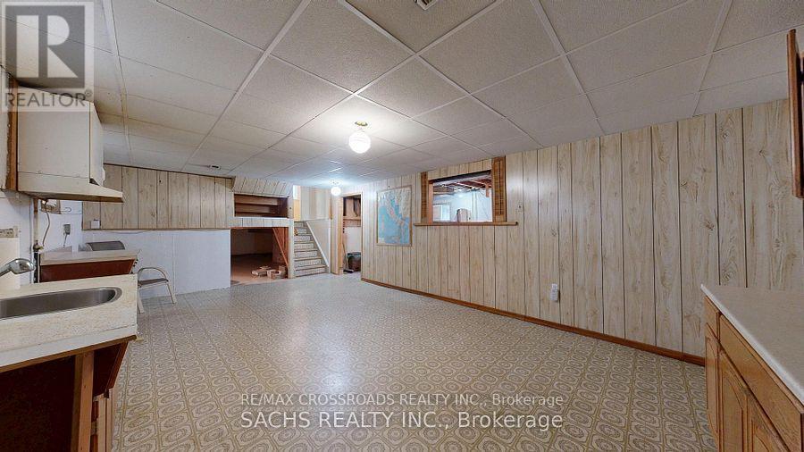 Rear - 377 Crosby Avenue, Richmond Hill, Ontario  L4C 2R8 - Photo 15 - N13690282