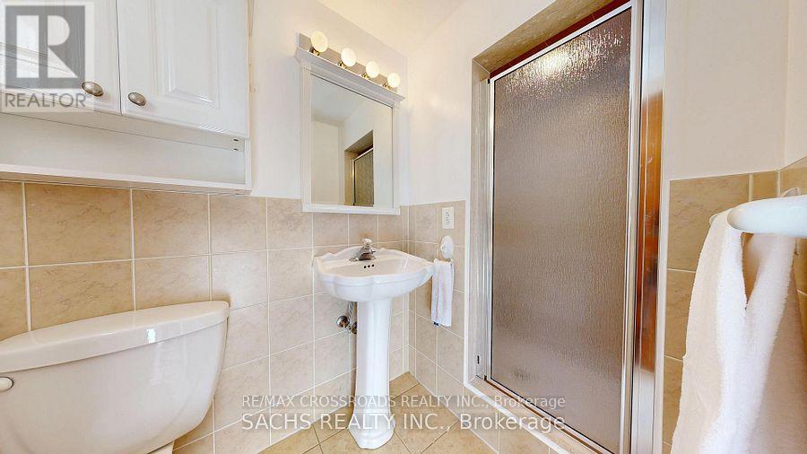 Rear - 377 Crosby Avenue, Richmond Hill, Ontario  L4C 2R8 - Photo 7 - N13690282