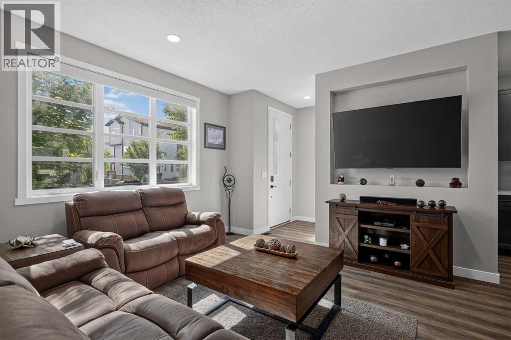 851 Walgrove Boulevard Se, Calgary, Alberta  T2X 4G1 - Photo 5 - A2340901