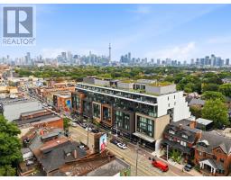 PH618 - 899 COLLEGE STREET, Toronto, Ontario