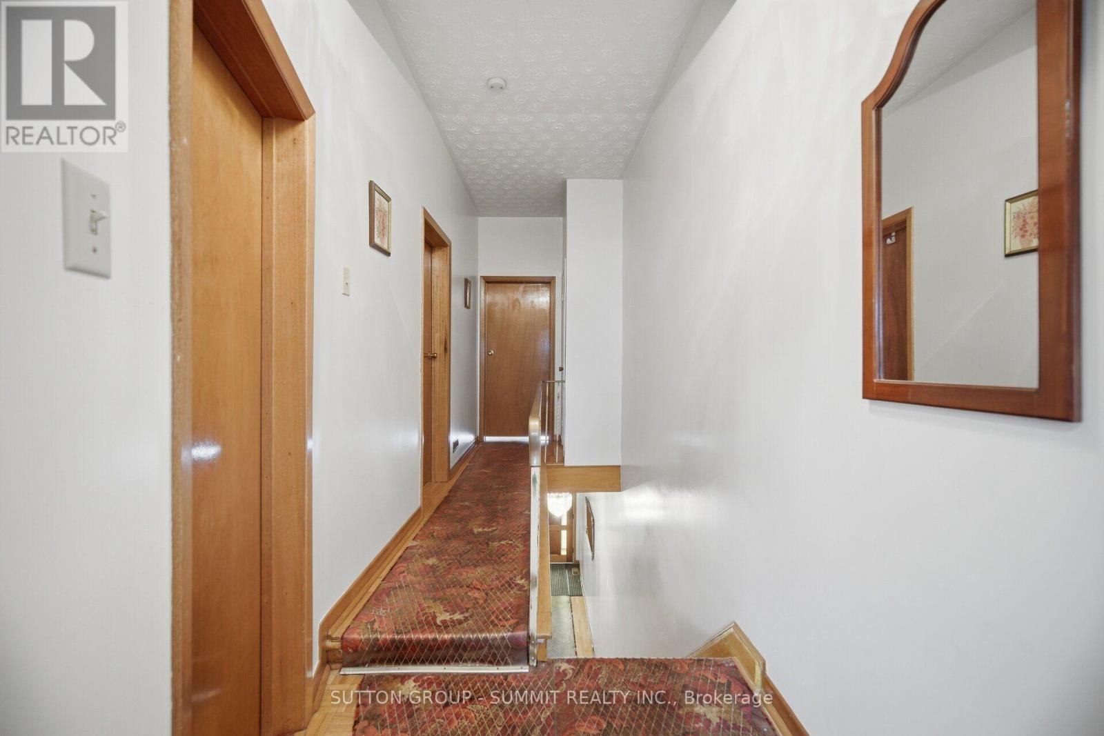 28 Symington Avenue, Toronto, Ontario  M6P 3W1 - Photo 17 - W13775220