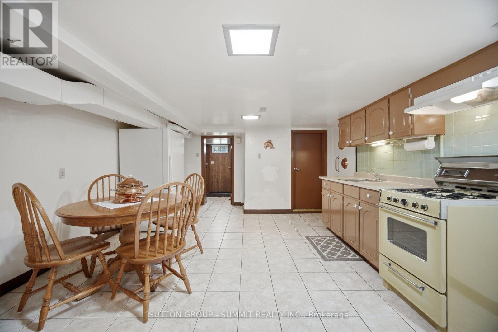 28 Symington Avenue, Toronto, Ontario  M6P 3W1 - Photo 36 - W13775220