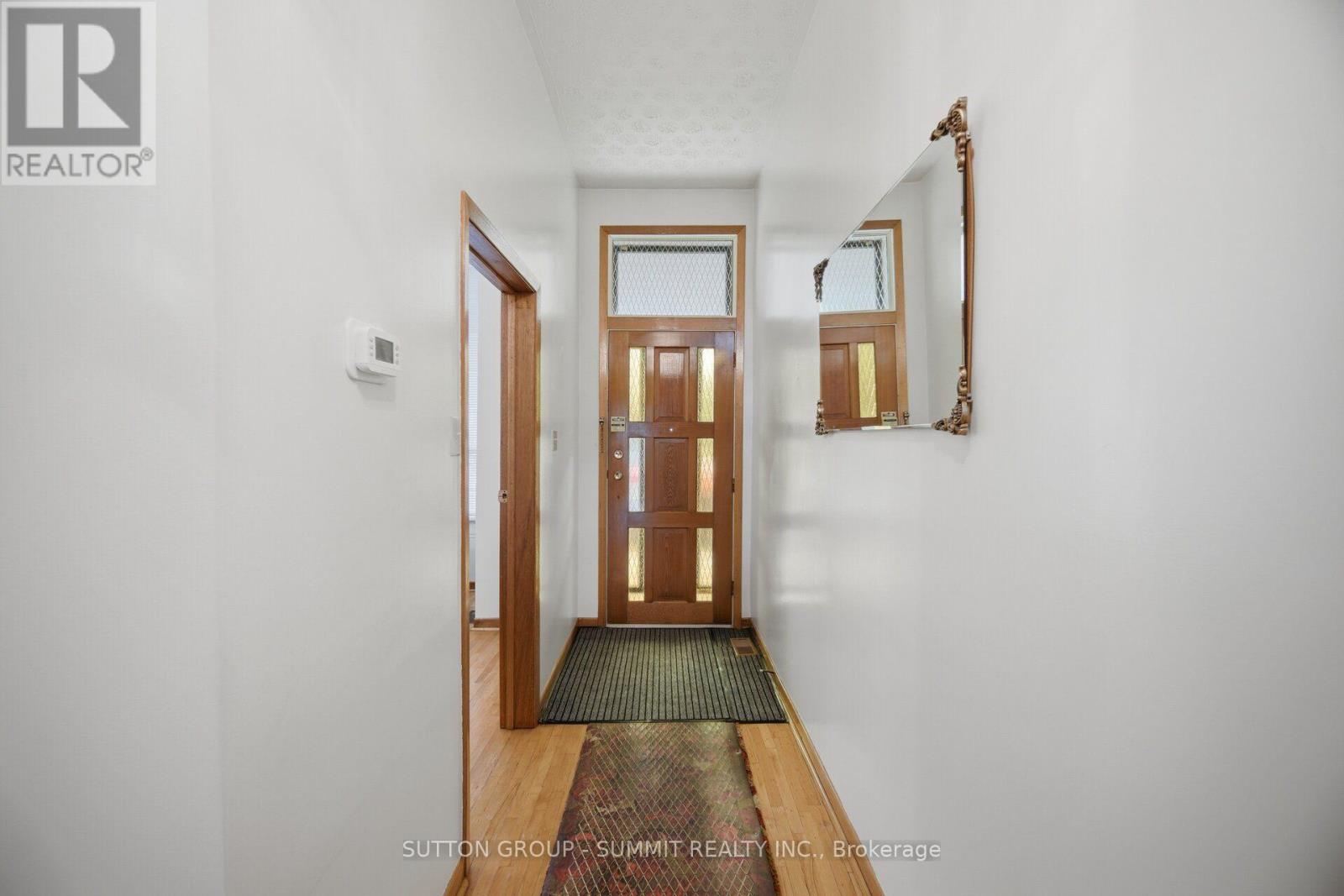 28 Symington Avenue, Toronto, Ontario  M6P 3W1 - Photo 4 - W13775220