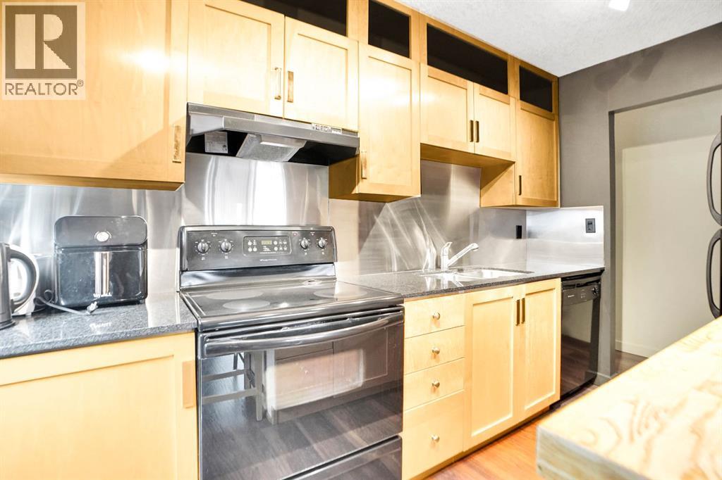 405, 823 19 Avenue SW, Calgary, Alberta  T2T 0H6 - Photo 4 - A2311506