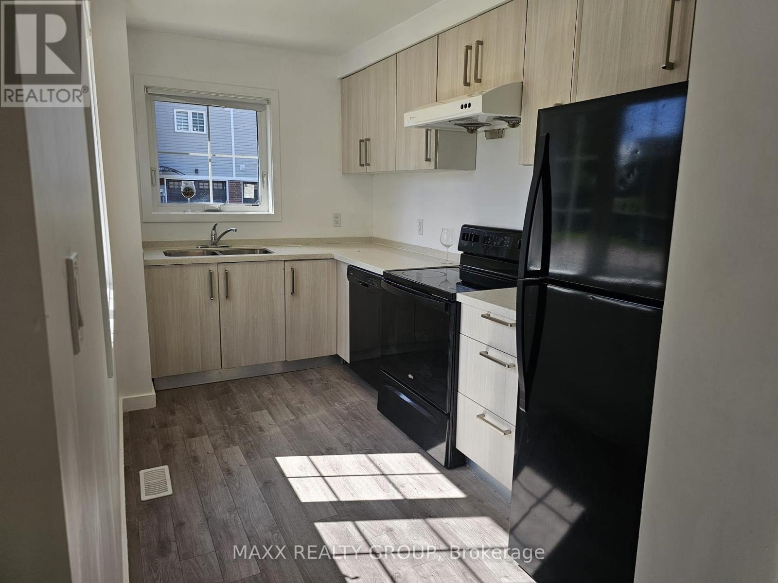 36 - 122 Highriver Trail, Welland, Ontario  L3C 0H6 - Photo 10 - X13775208