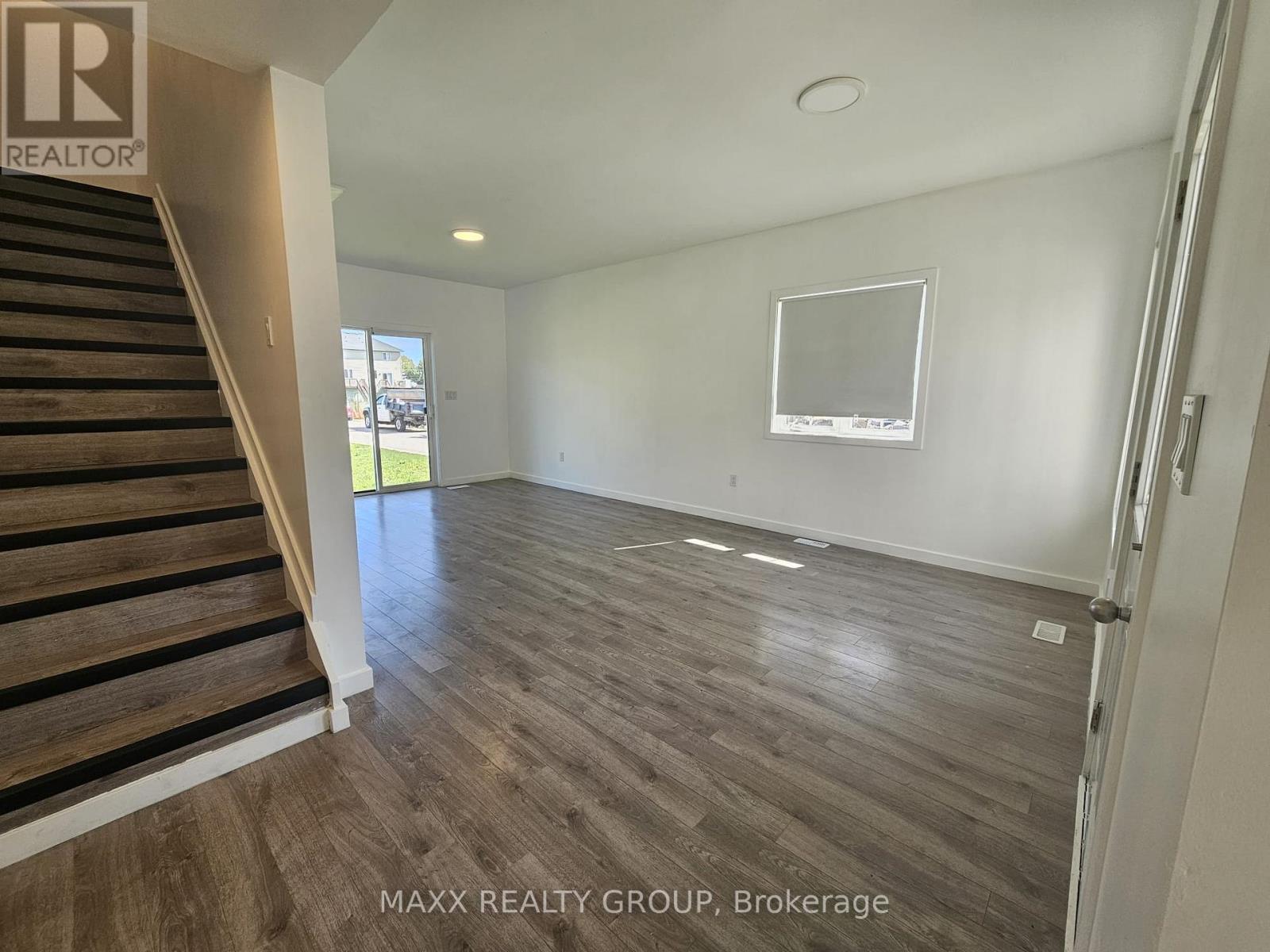 36 - 122 Highriver Trail, Welland, Ontario  L3C 0H6 - Photo 5 - X13775208