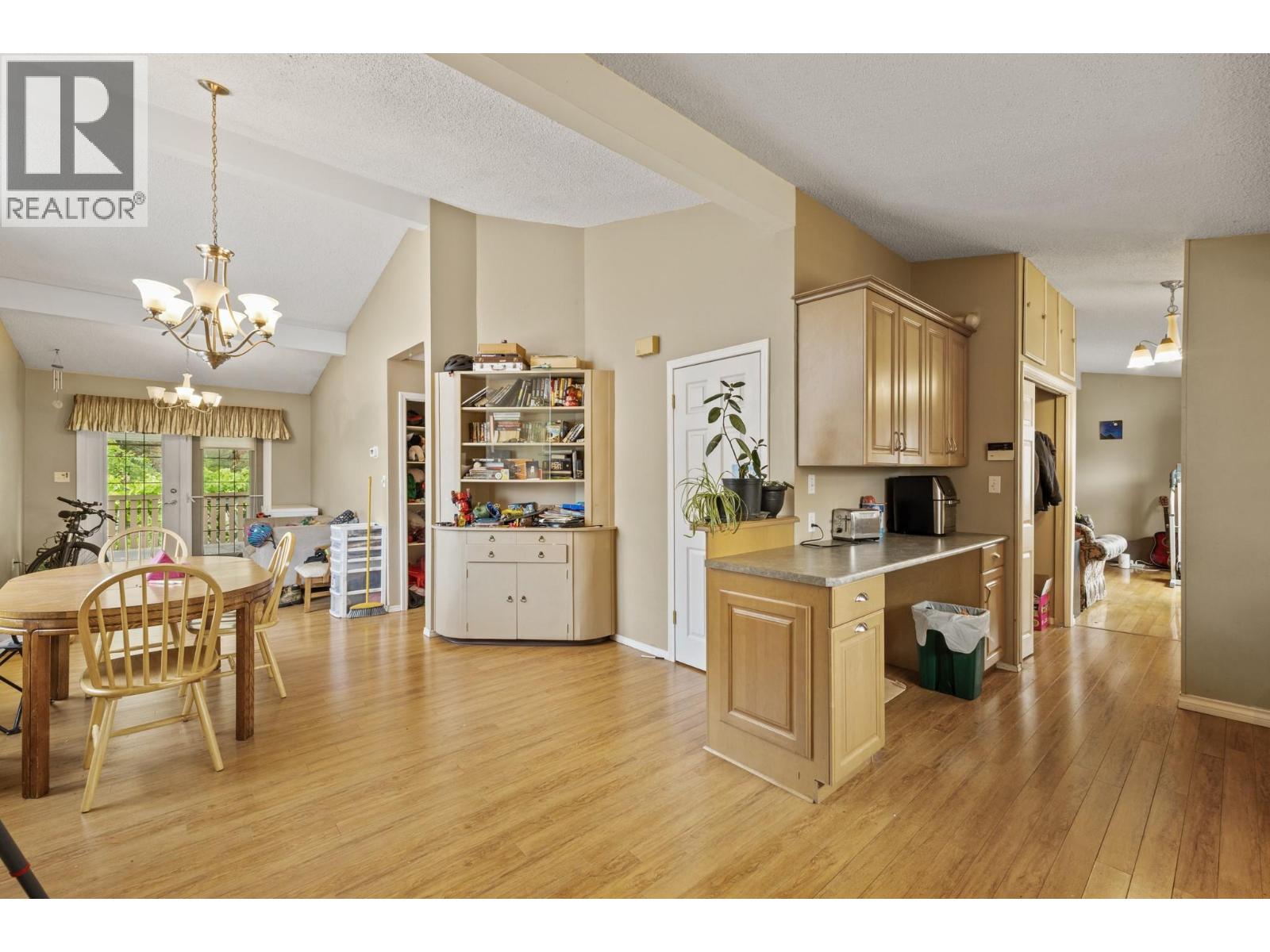 575 Dell Road Kelowna Photo 24