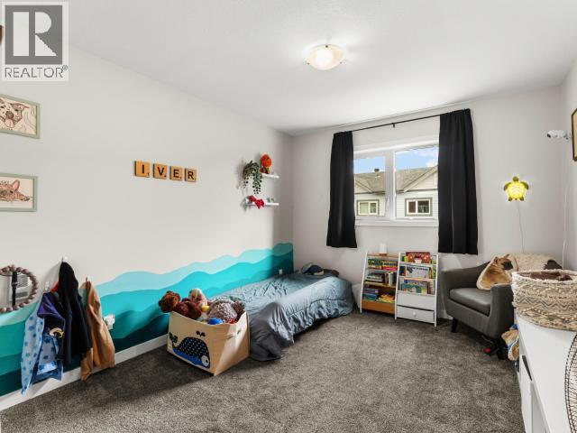 20-35 SYBIL CIRCLE photo 19