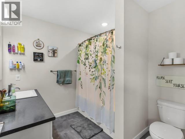 20-35 SYBIL CIRCLE photo 26