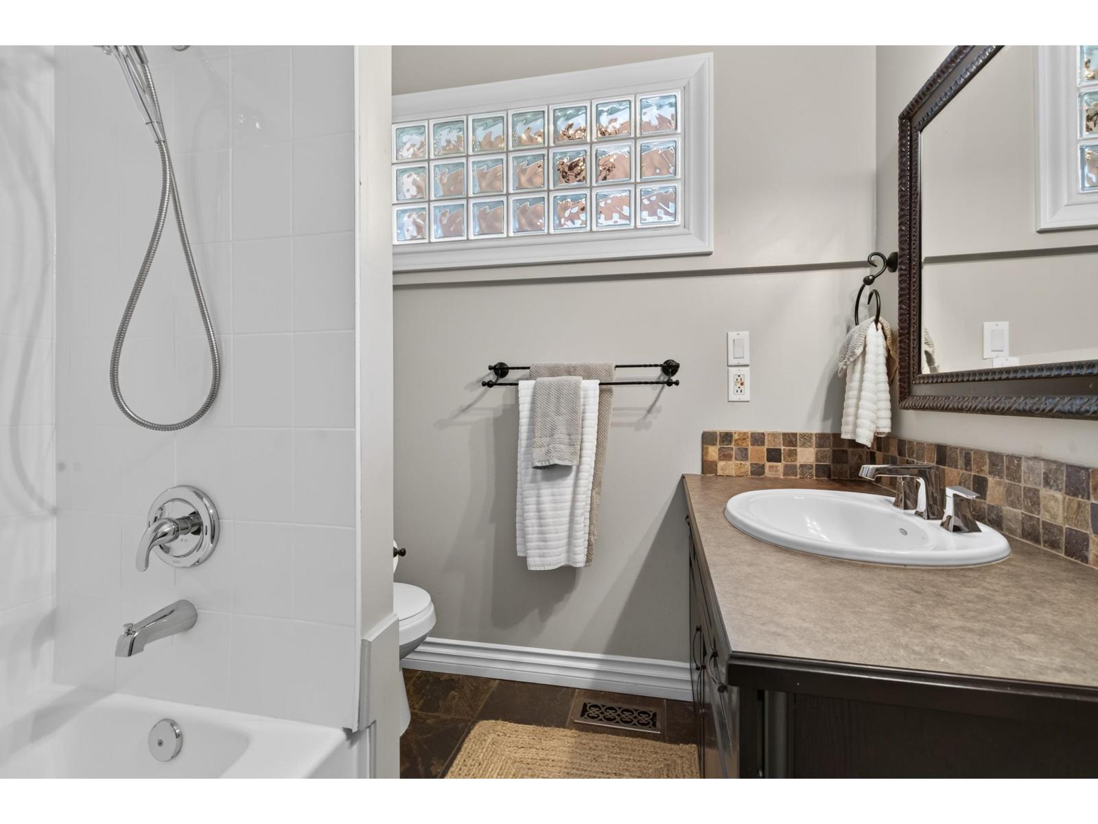 14480 Mann Park Crescent, White Rock, British Columbia  V4B 3A8 - Photo 28 - R3164139