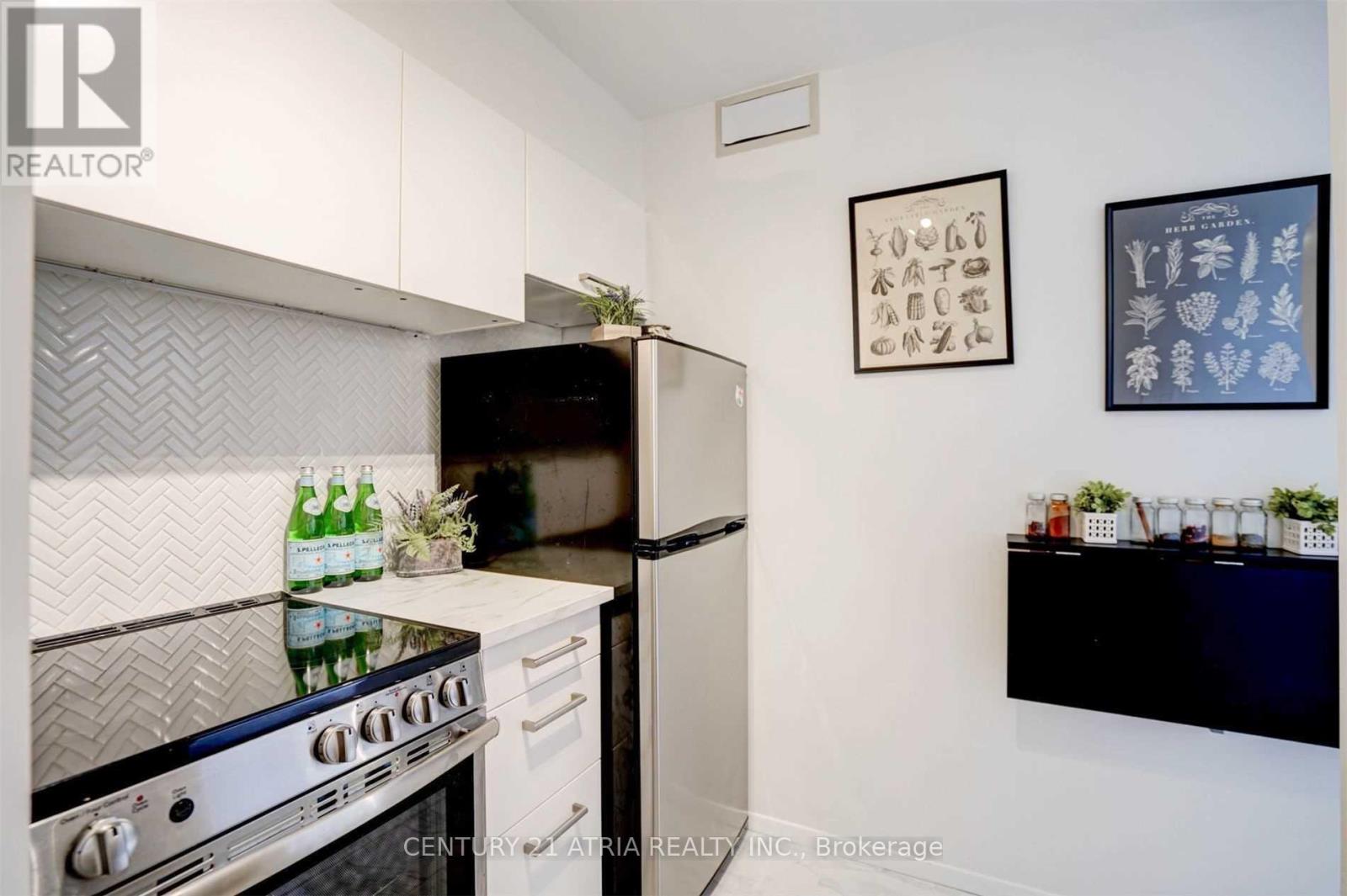 1504 - 1055 Bay Street, Toronto, Ontario  M5S 3A3 - Photo 12 - C13775240
