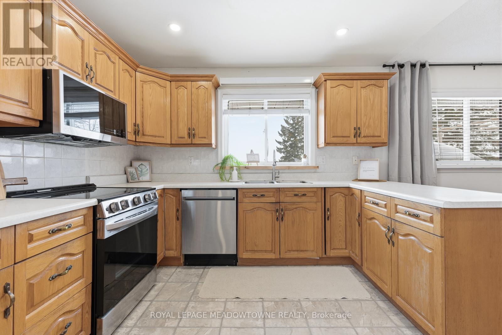 61 Aldred Drive, Scugog, Ontario  L9L 1B4 - Photo 14 - E13775300
