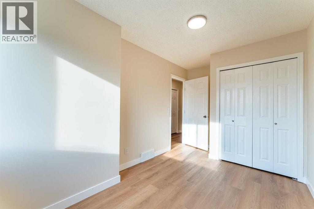 7415 26a Street Se, Calgary, Alberta  T2C 1E3 - Photo 19 - A2343065