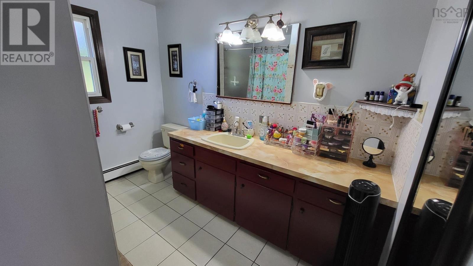 picture 32