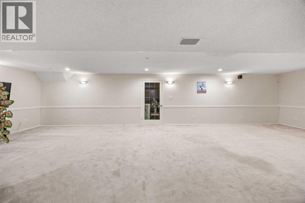 212 Coral Keys Green NE, Calgary, Alberta  T3J 3K6 - Photo 39 - A2343384