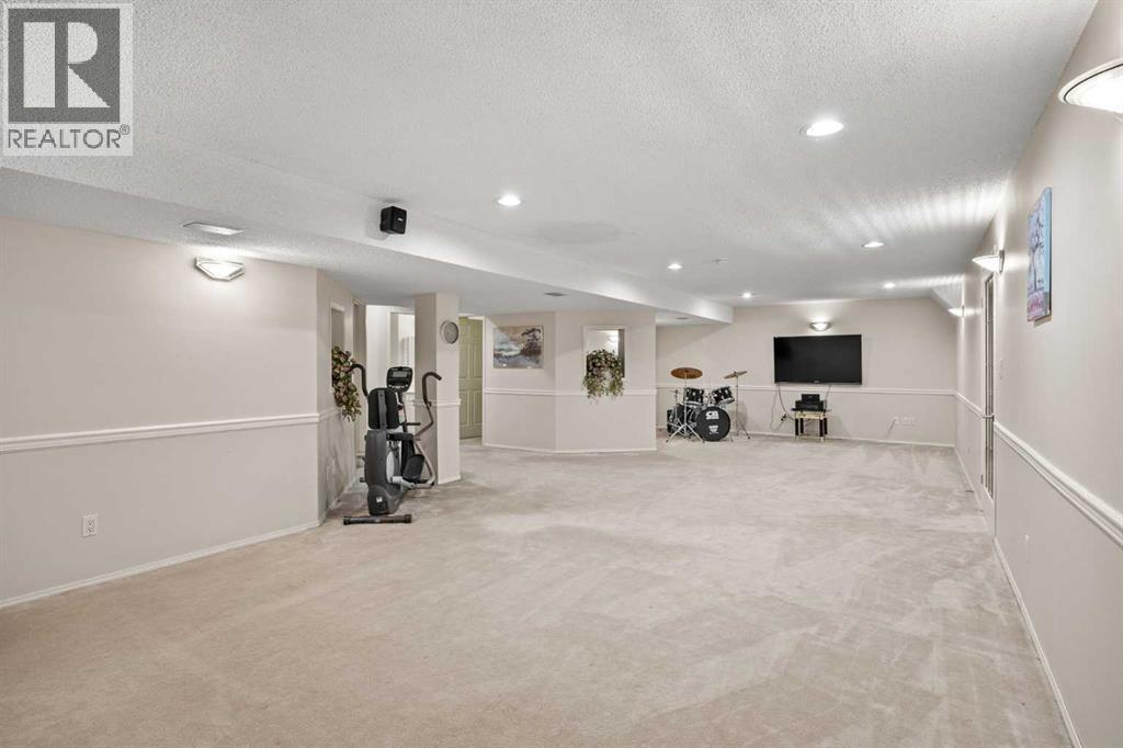 212 Coral Keys Green NE, Calgary, Alberta  T3J 3K6 - Photo 41 - A2343384
