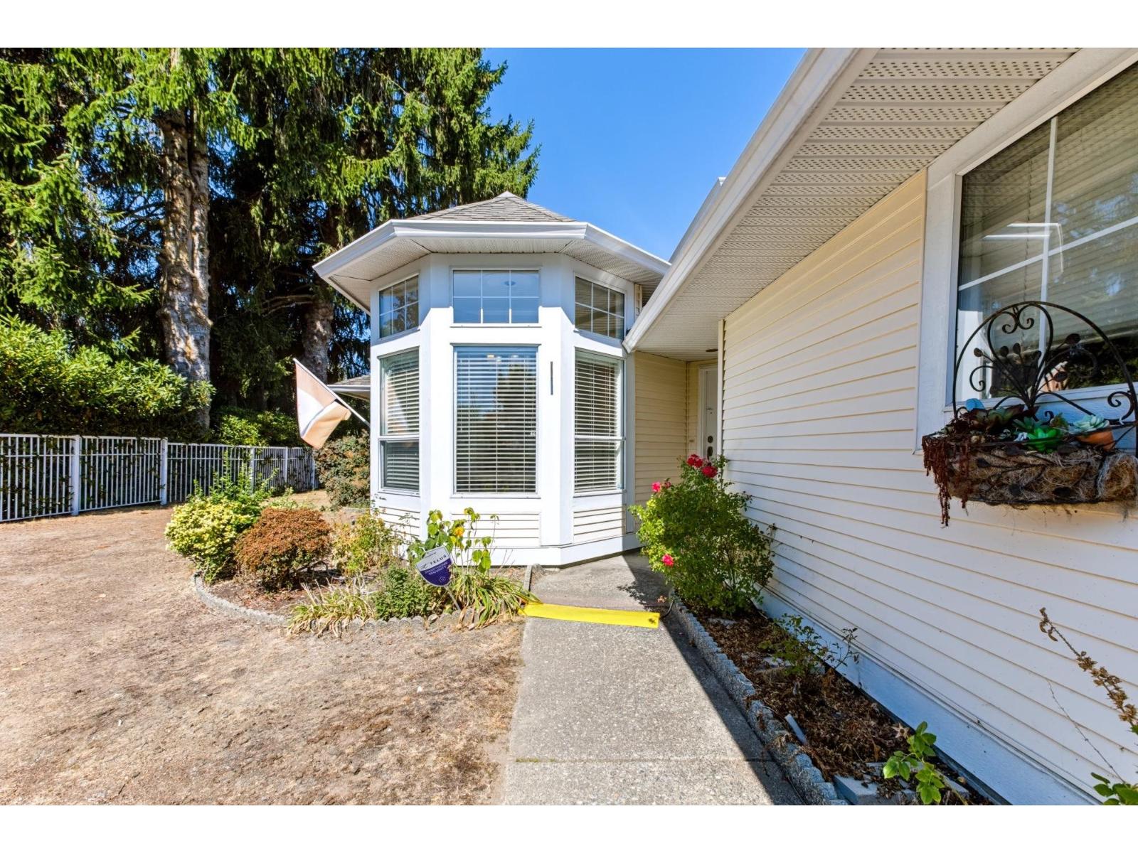 18 9208 208 Street, Langley, British Columbia  V1M 2M9 - Photo 3 - R3162623