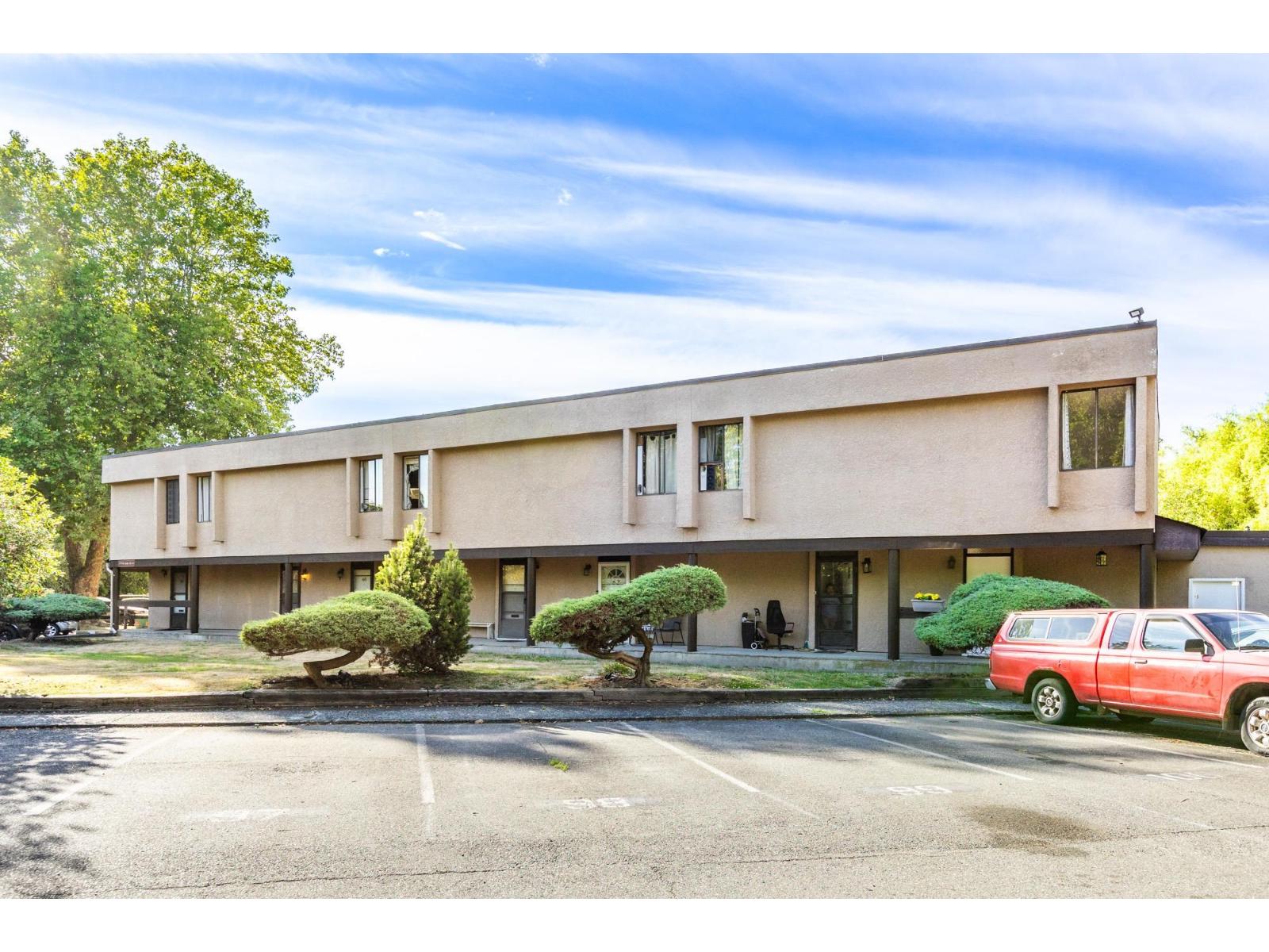 64 17710 60 AVENUE, surrey, British Columbia