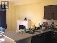 20 Evelyn Wiggins Drive, Toronto, Ontario  M3J 0G3 - Photo 4 - W13775348