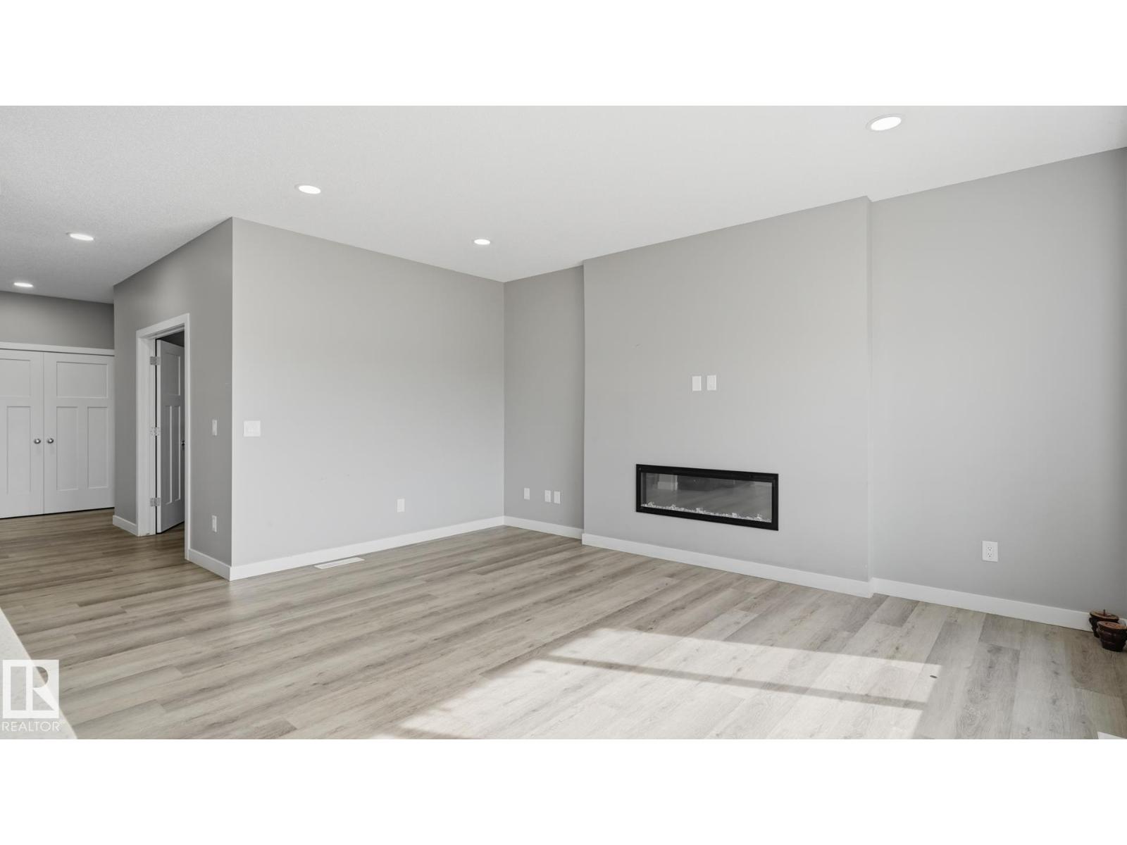 3004 9 St NW, Edmonton, Alberta  T6T 2V3 - Photo 12 - E4508360