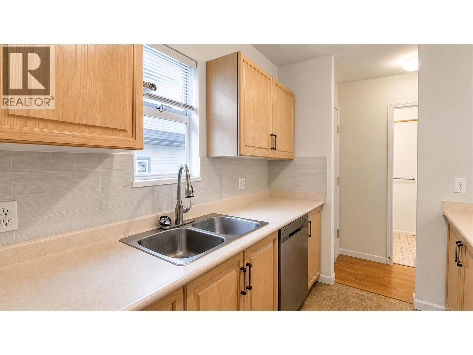 203 3938 Albert Street, Burnaby, British Columbia  V5C 2E1 - Photo 9 - R3163221