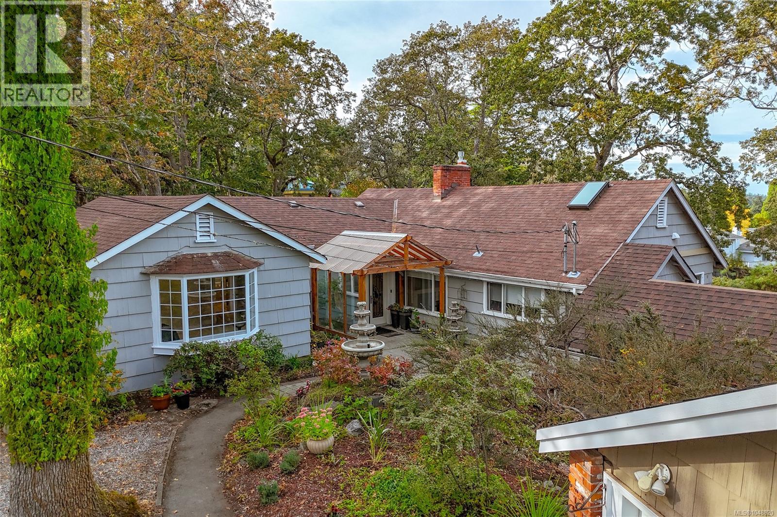 4081 Cedar Hill Rd, Saanich, British Columbia