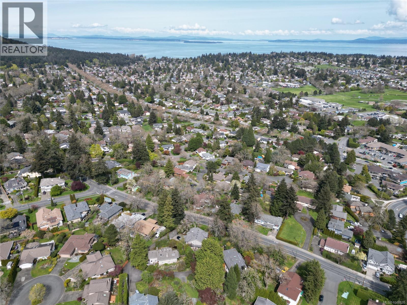 4081 Cedar Hill Rd, Saanich, British Columbia  V8N 3C2 - Photo 44 - 1048820