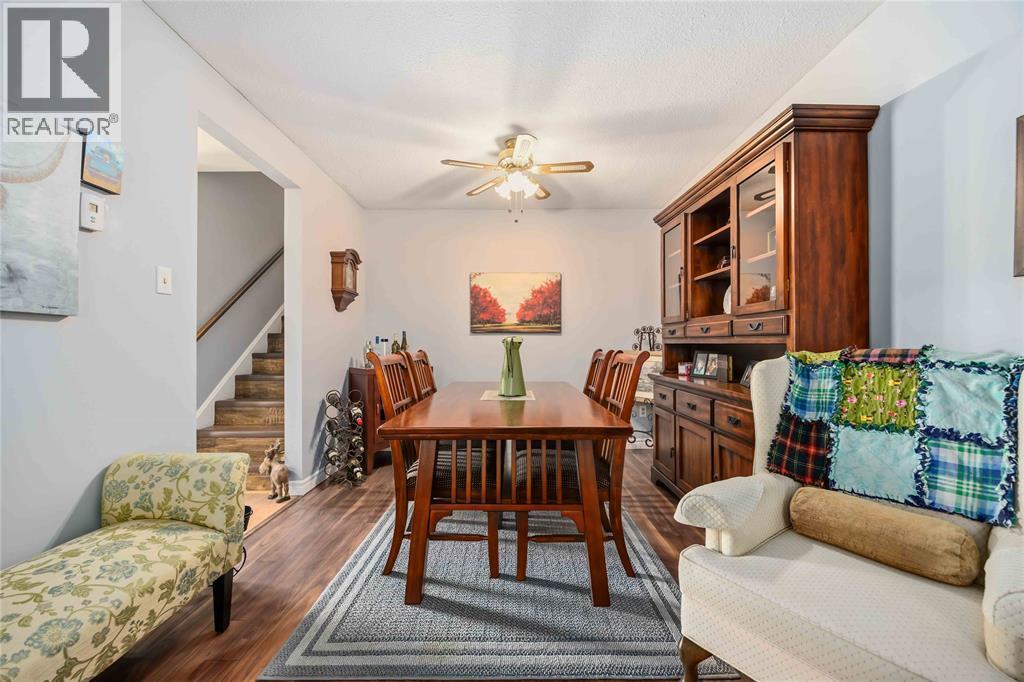 326 TRUDEAU DRIVE Sarnia Ontario Canada N7S4K7 5