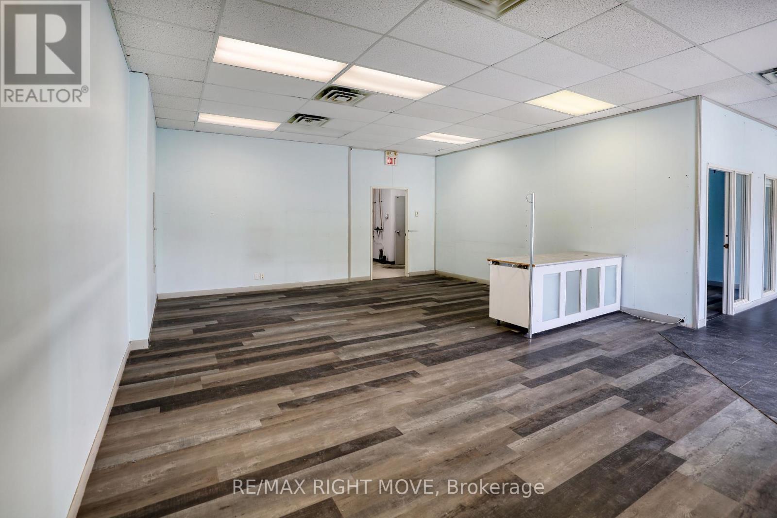 1a - 170 Memorial Avenue, Orillia, Ontario L3V 7M9 - Photo 4 - S13775462