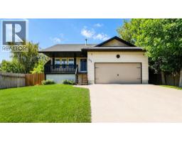 266 S 1 Street W, Magrath, Alberta