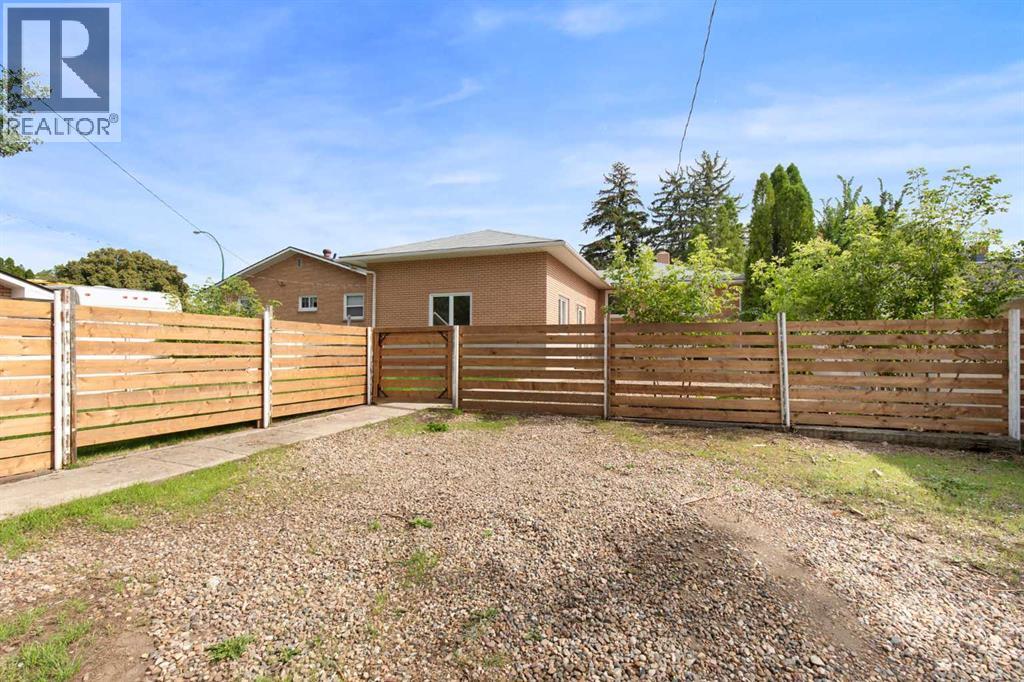 406 5 Street SE, Redcliff, Alberta  T0J 2P2 - Photo 50 - A2343854