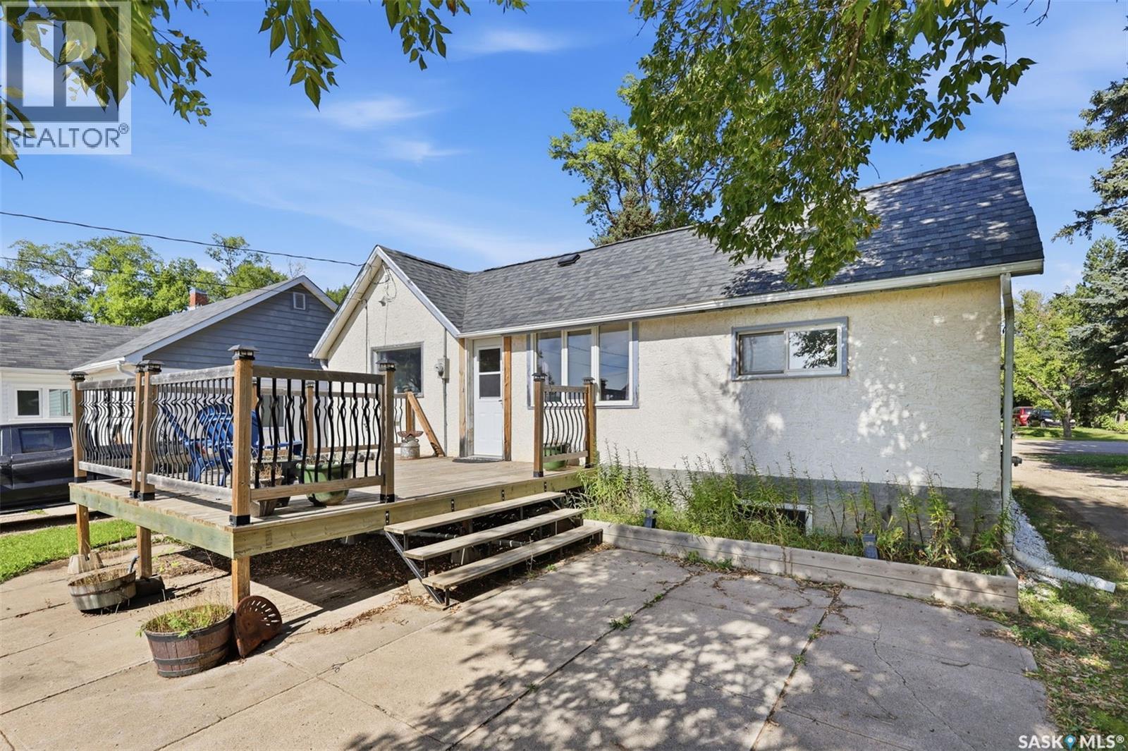 210 2nd Avenue E, Nokomis, Saskatchewan  S0G 3R0 - Photo 31 - SK048303