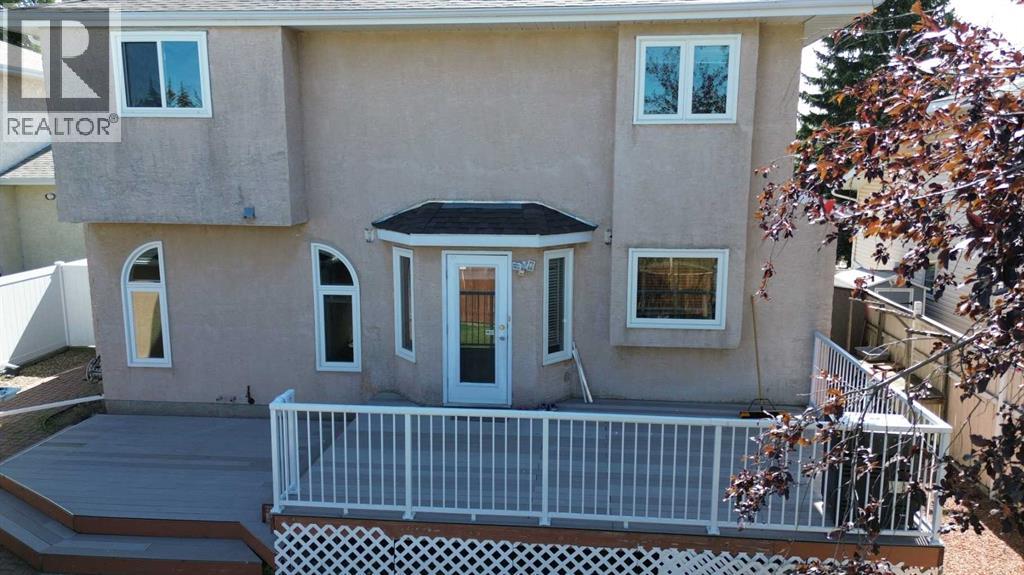 92 Anquetel Street, Red Deer, Alberta  T4R 2K7 - Photo 40 - A2332790