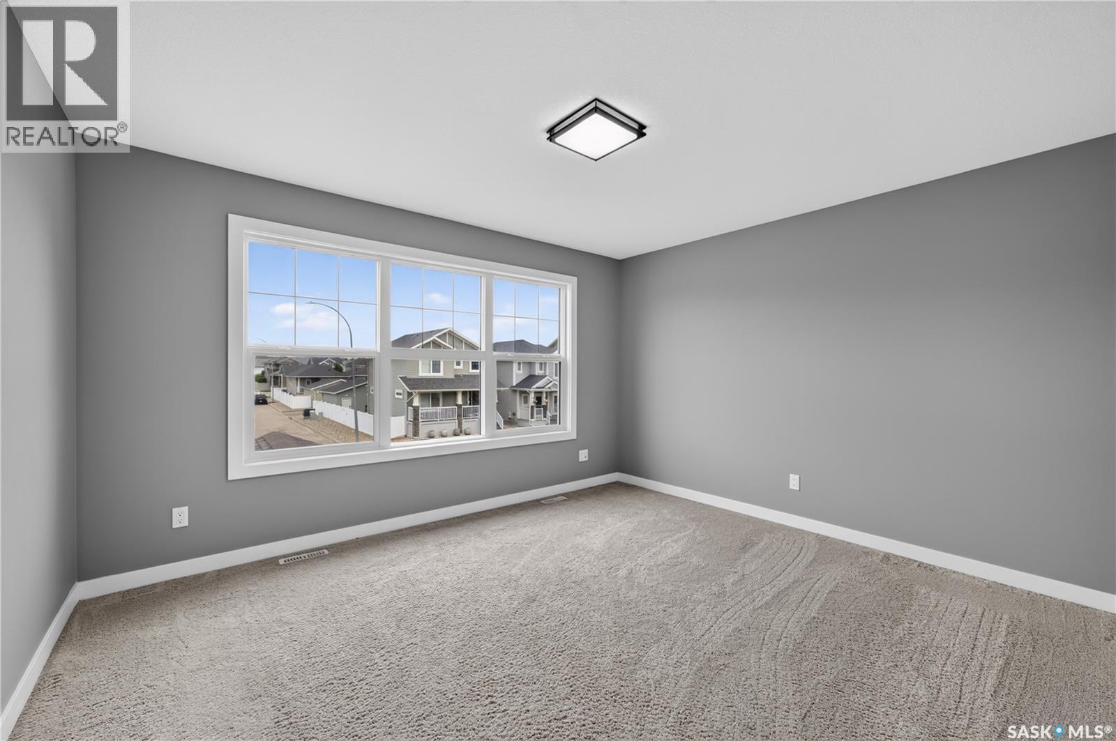 3017 Elgaard Drive, Regina, Saskatchewan  S4X 0K3 - Photo 11 - SK048305
