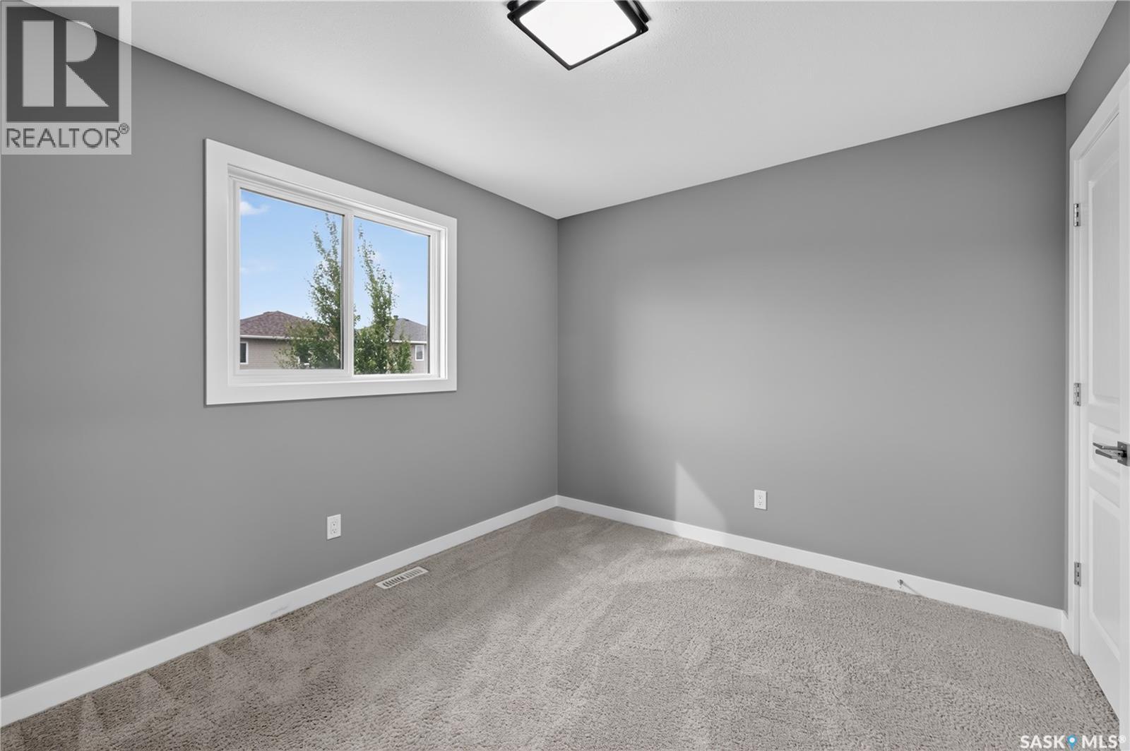 3017 Elgaard Drive, Regina, Saskatchewan  S4X 0K3 - Photo 16 - SK048305