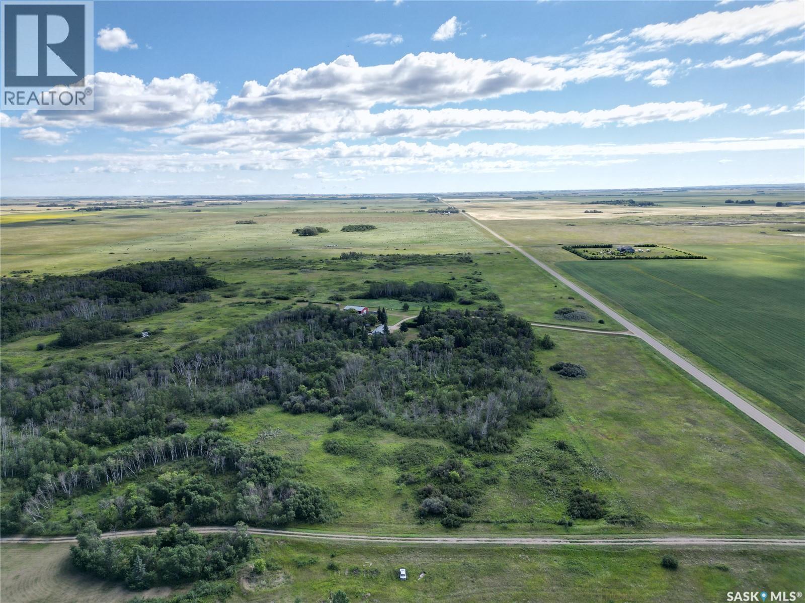 Chen's Acreage, Dundurn Rm No. 314, Saskatchewan  S0K 1K0 - Photo 3 - SK047919