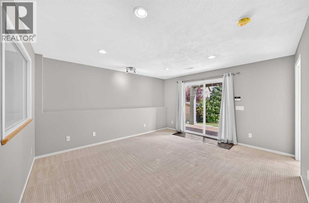 94 Panamount Rise NW photo 32