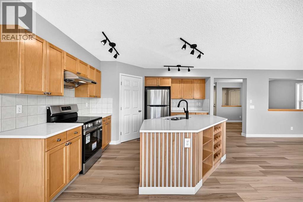 94 Panamount Rise NW photo 9