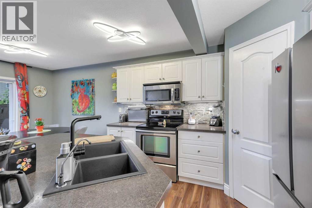 67 Arnold Close, Red Deer, Alberta  T4R 3G3 - Photo 10 - A2344725