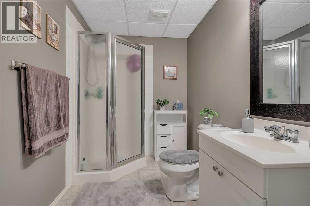67 Arnold Close, Red Deer, Alberta  T4R 3G3 - Photo 36 - A2344725