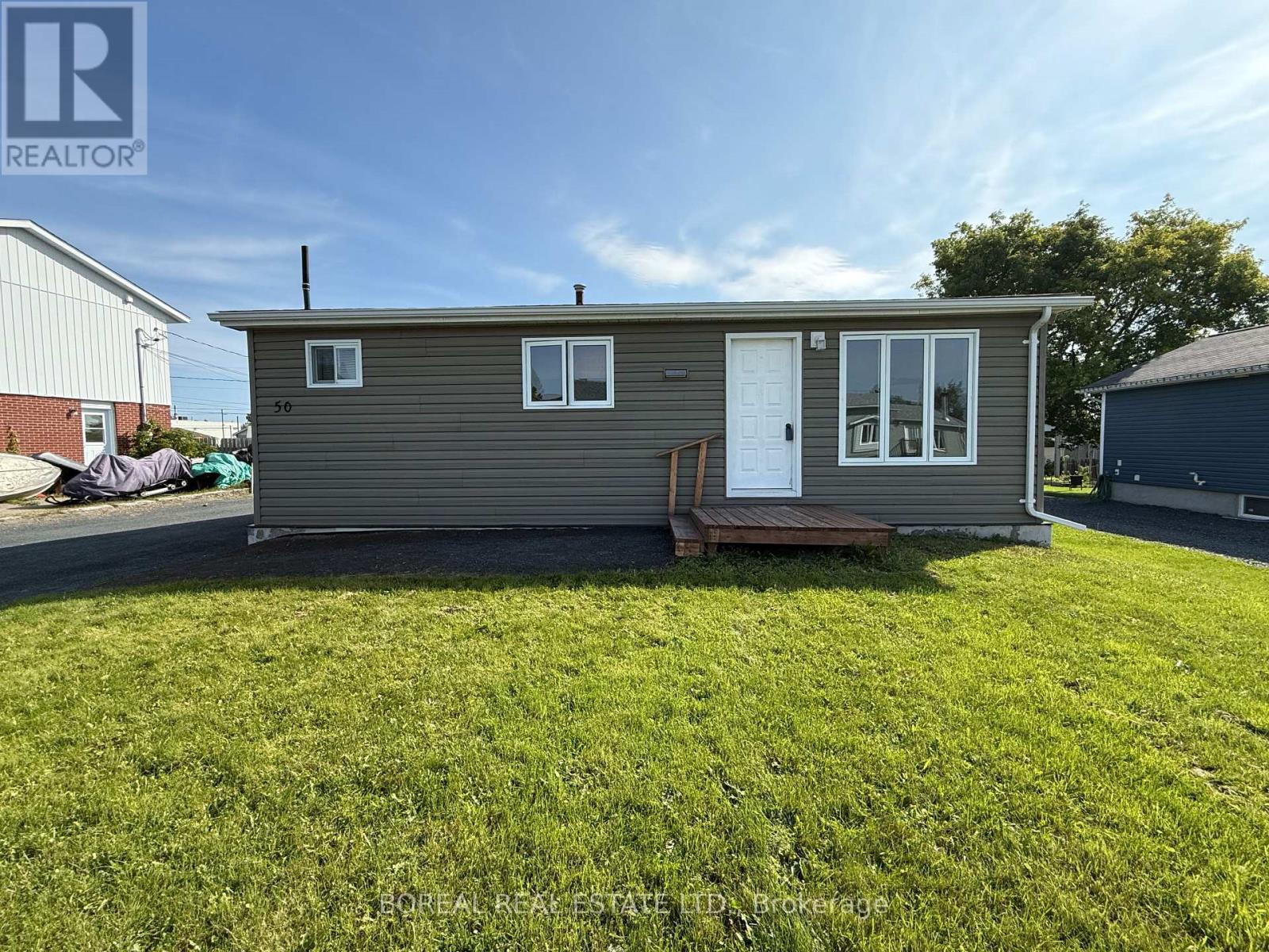 50 Victoria Avenue, Cochrane, Ontario  P0L 1C0 - Photo 2 - T13508502