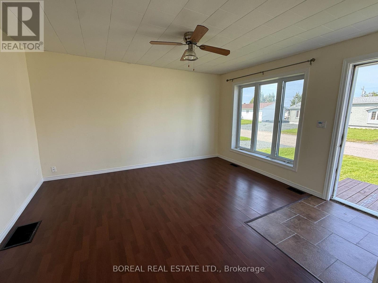 50 Victoria Avenue, Cochrane, Ontario  P0L 1C0 - Photo 9 - T13508502