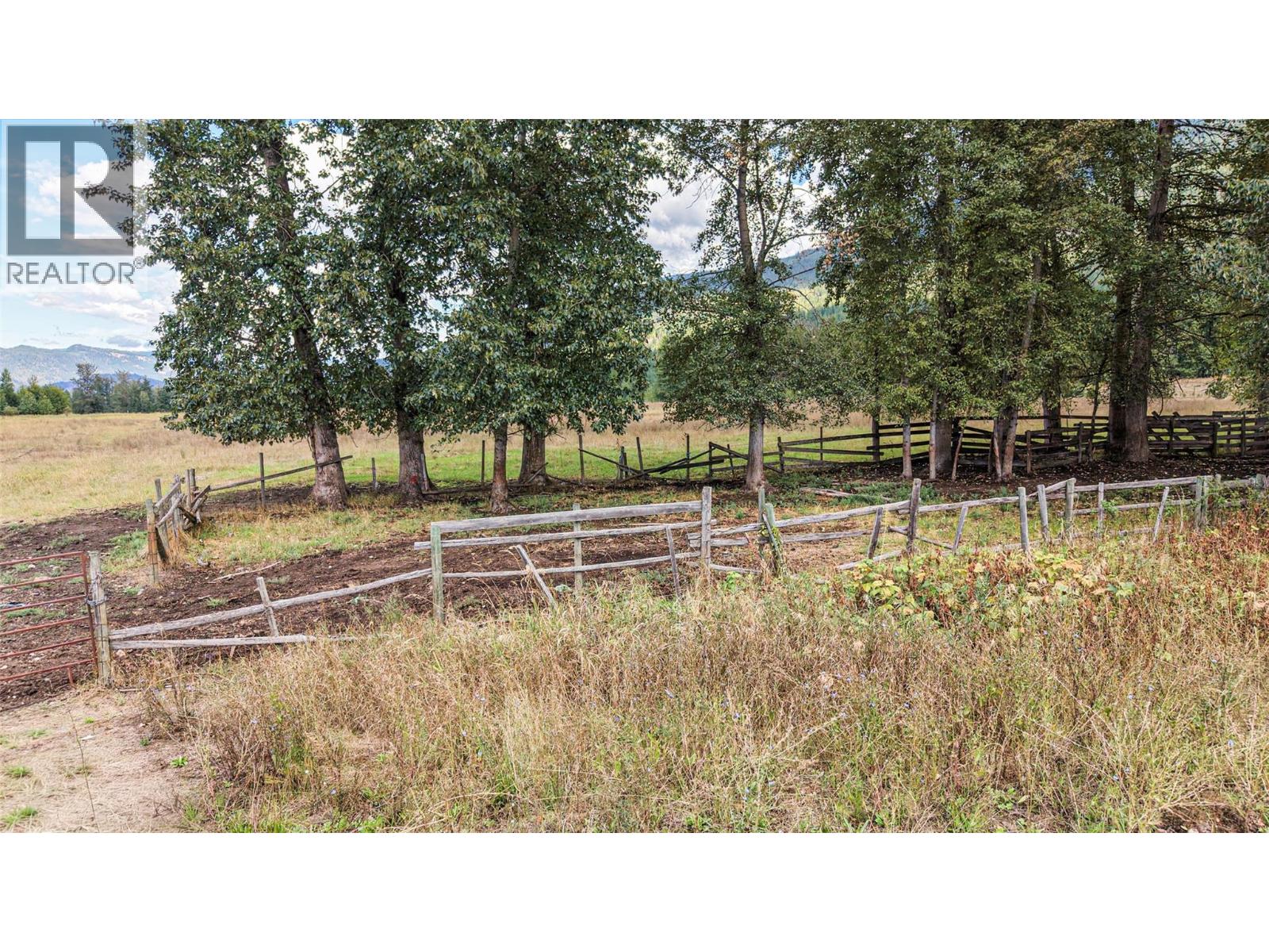 110 Parsons Road, Mara, British Columbia  V0E 2K0 - Photo 26 - 10397887