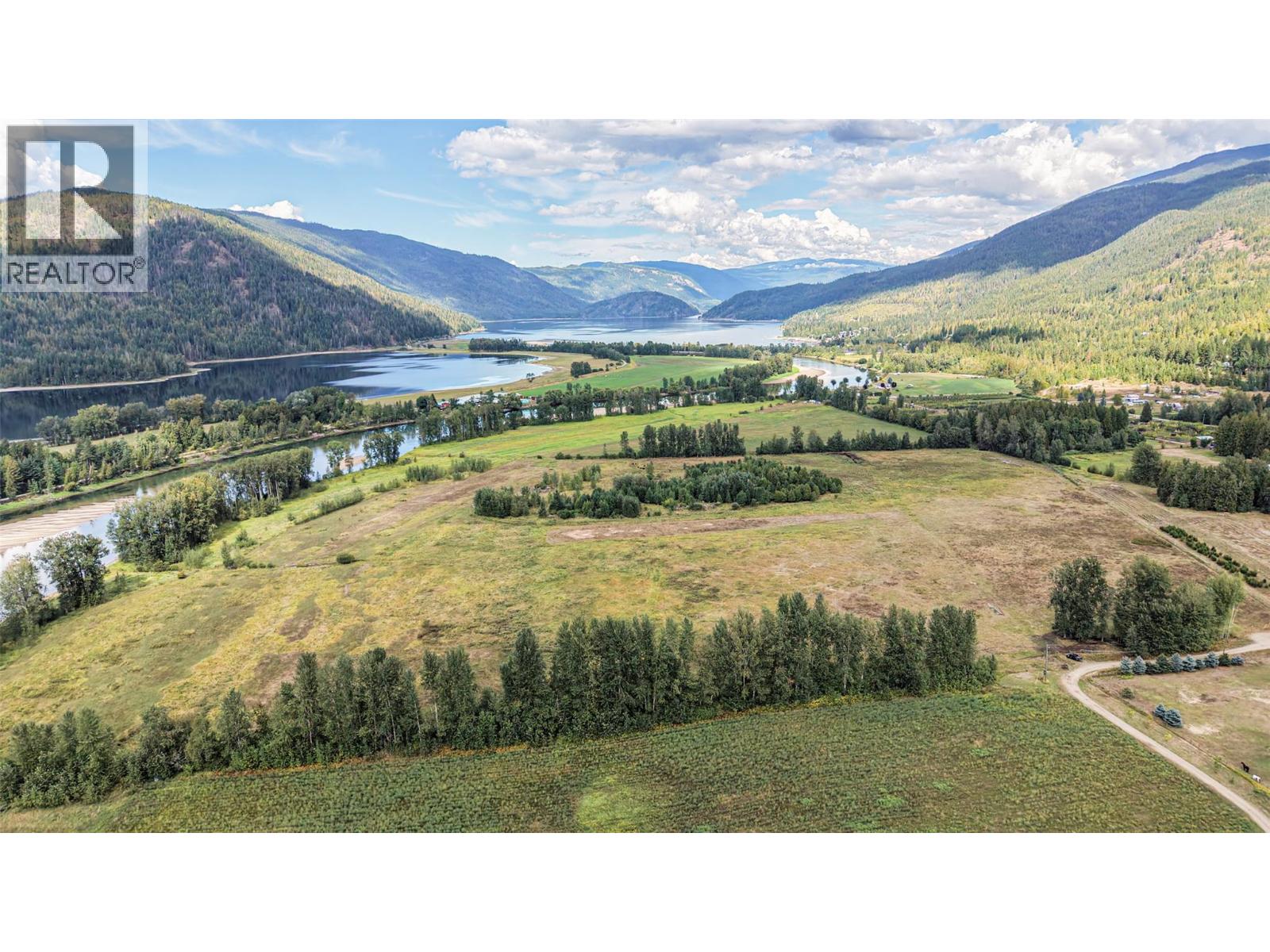 110 Parsons Road, Mara, British Columbia  V0E 2K0 - Photo 14 - 10397887