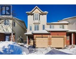 12 SANTA CRUZ PRIVATE, Ottawa, Ontario