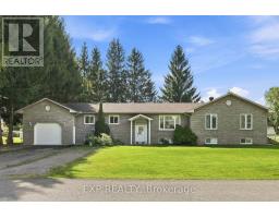 30 ALBERT STREET, Russell, Ontario
