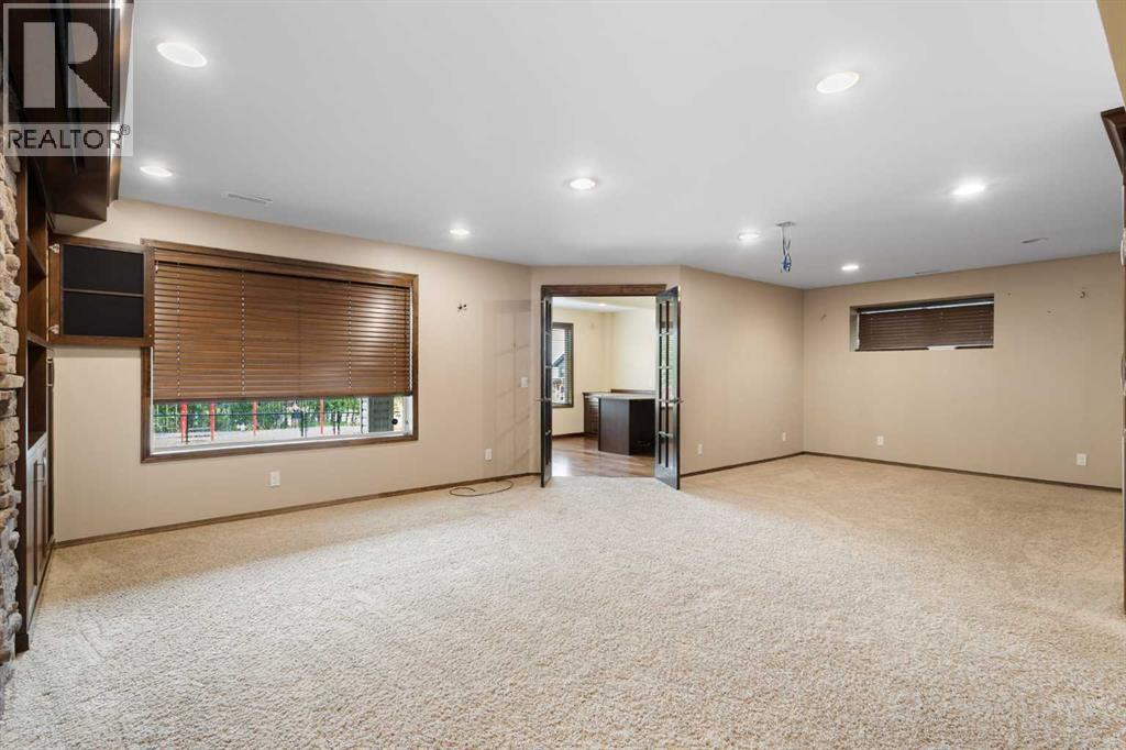 105 Cortina Bay Sw, Calgary, Alberta  T3H 0B5 - Photo 34 - A2342707