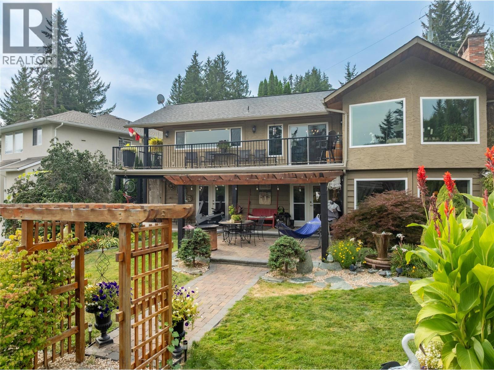 2880 Chalet Drive, Blind Bay, British Columbia  V0E 1H1 - Photo 2 - 10398677