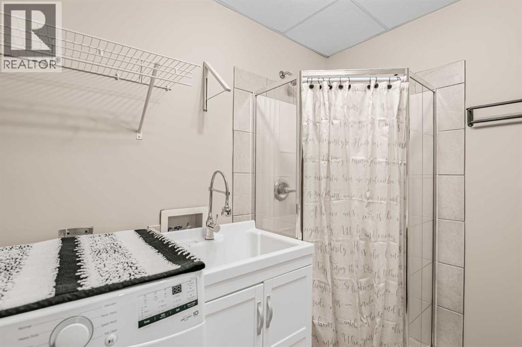 5308 46 Avenue, Red Deer, Alberta  T4N 3N4 - Photo 32 - A2344498