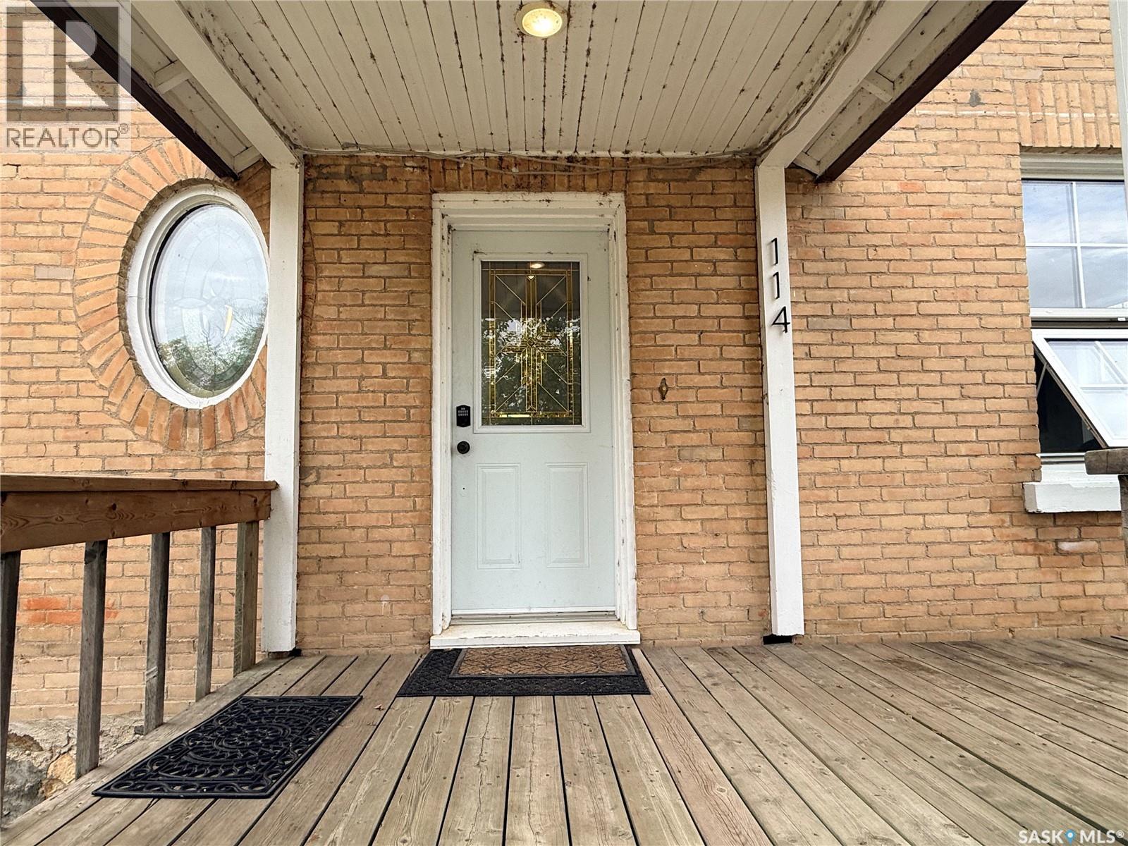 114 Second Street S, Carnduff, Saskatchewan  S0C 0S0 - Photo 3 - SK048309